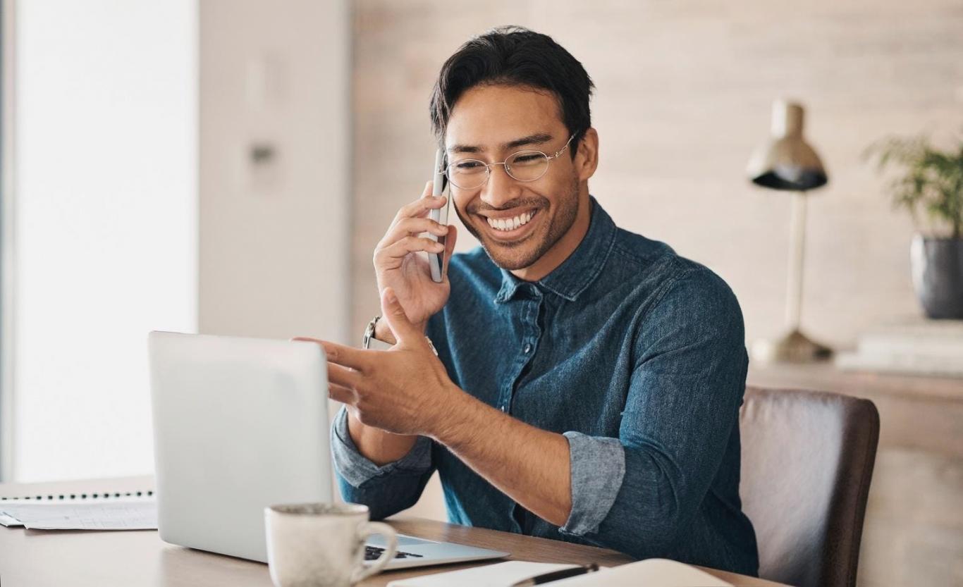 Sesiune live online cu participanți din diverse locații